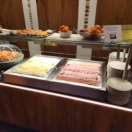西尔维埃塔酒店 酒店